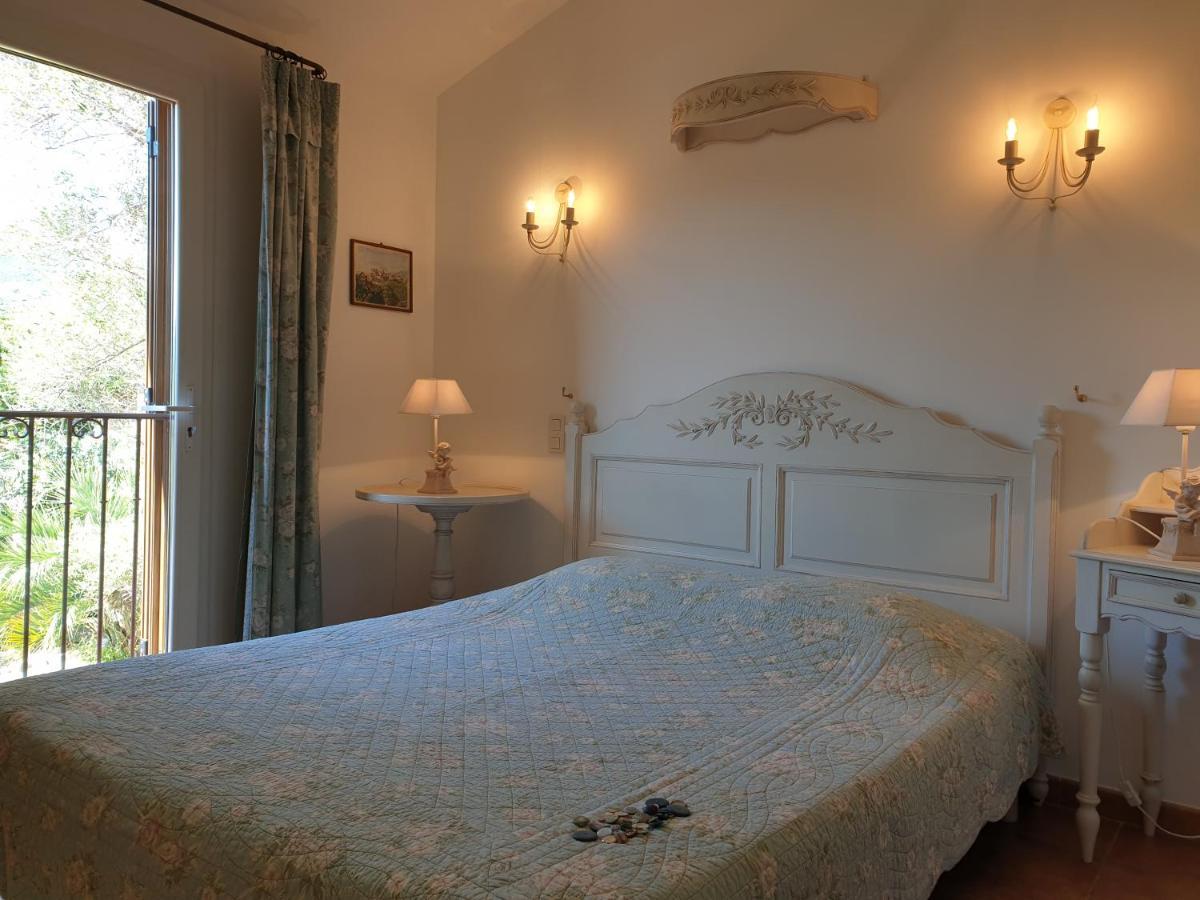 Residence A Merula Кальви Экстерьер фото