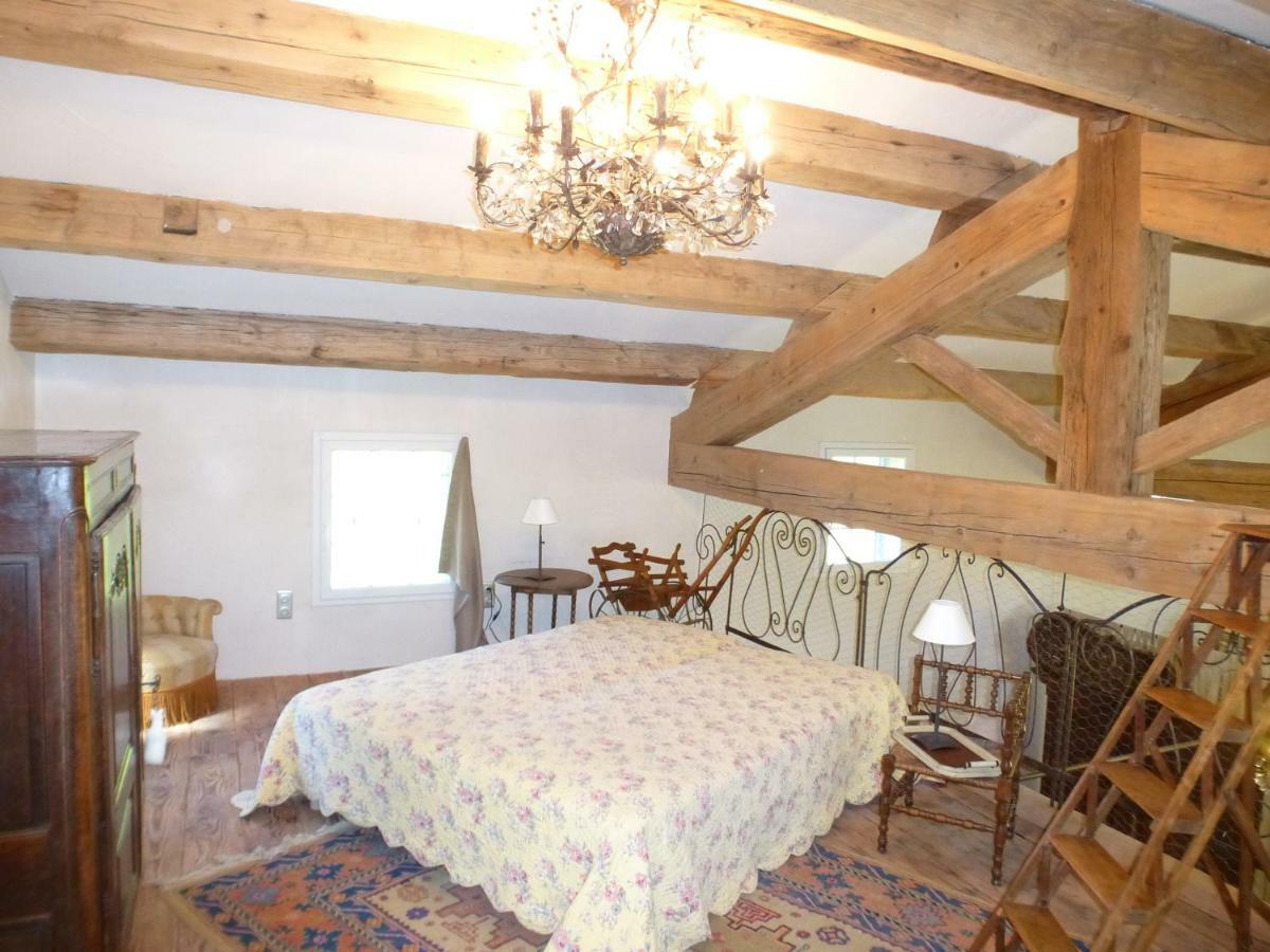 Residence A Merula Кальви Экстерьер фото