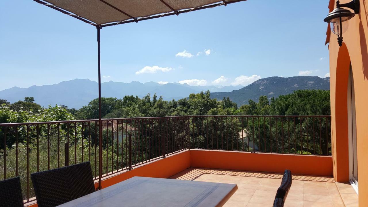 Residence A Merula Кальви Экстерьер фото